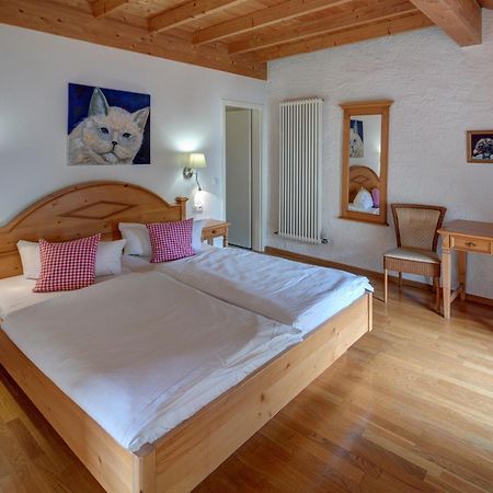 Hotel Leander Bitburg Bagian luar foto