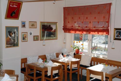 Hotel Leander Bitburg Bagian luar foto
