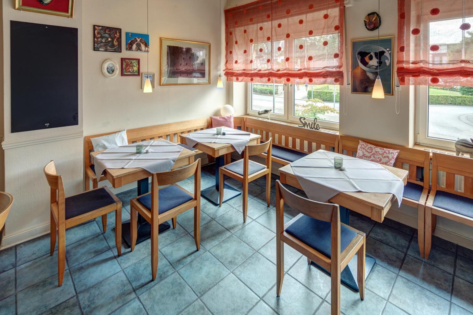 Hotel Leander Bitburg Bagian luar foto